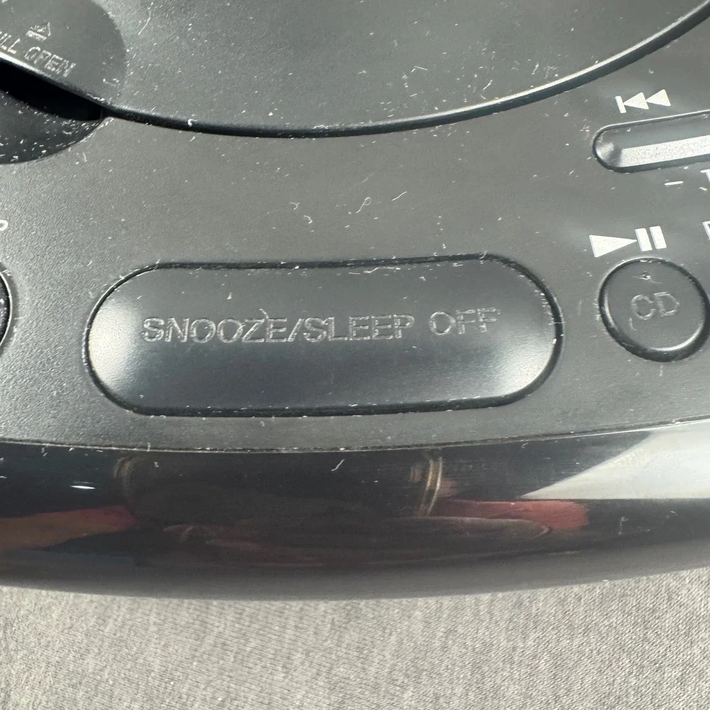 Sony Dream Machine ICF-CD815 CD Clock Radio FM AM Dual Alarm Green LED Black